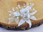 Wedding decoration with roses and pearls 12040210